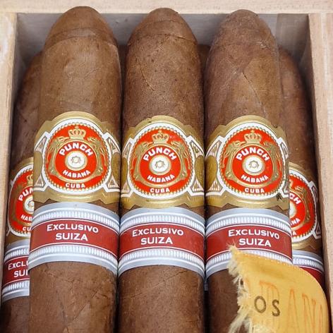 Lot 61 - Punch Clasicos