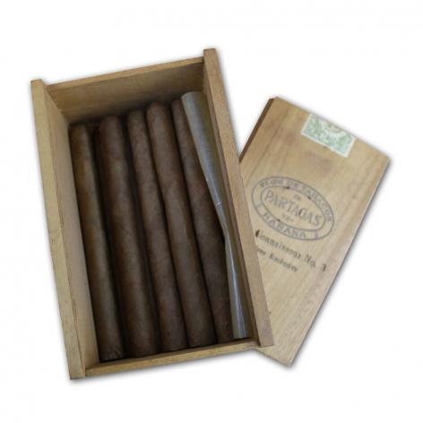 Lot 61 - Partagas Serie du Connaisseur No.3