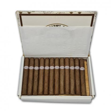 Lot 621 - Rafael Gonzalez Tres Petit Lonsdales