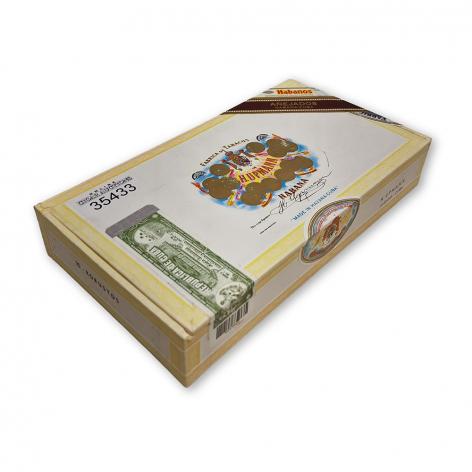 Lot 62 - H. Upmann Robustos anejados