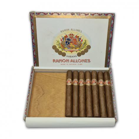 Lot 631 - Ramon Allones Petit Coronas