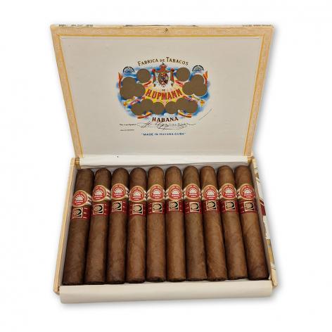 Lot 63 - H. Upmann Royal Robustos