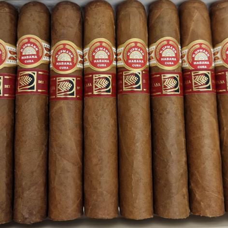 Lot 63 - H. Upmann Royal Robustos