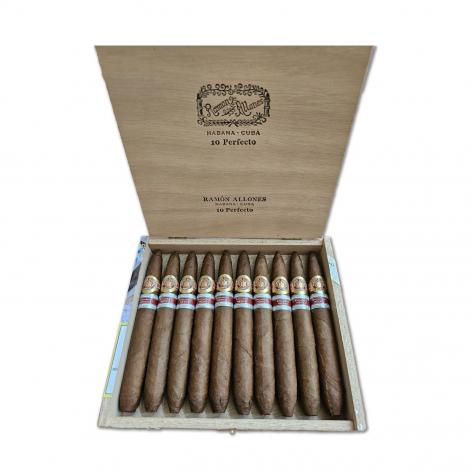 Lot 64 - Ramon Allones Perfecto