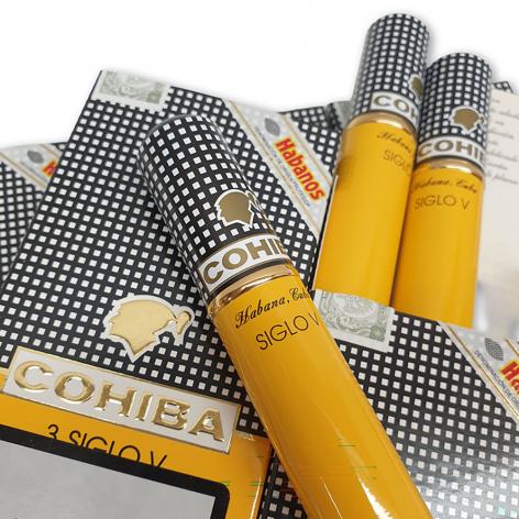 Lot 64 - Cohiba Siglo V