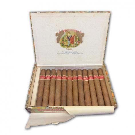 Lot 67 - Romeo y Julieta Coronas