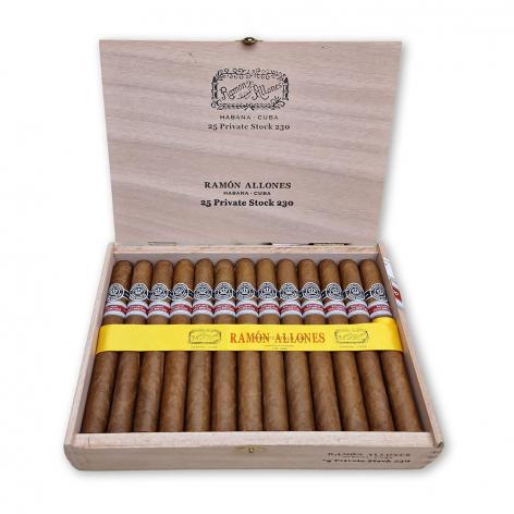 Lot 67 - Ramon Allones Private Stock 230 