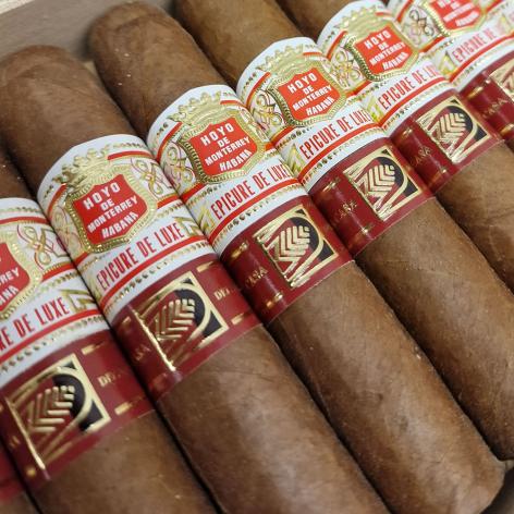 Lot 67 - Hoyo de Monterrey Epicure de Luxe