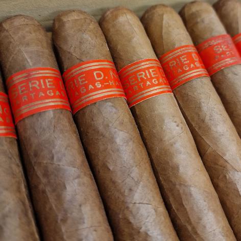 Lot 68 - Partagas Serie D No.4