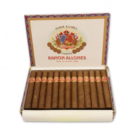 Lot 68 - Ramon Allones Petit Corona