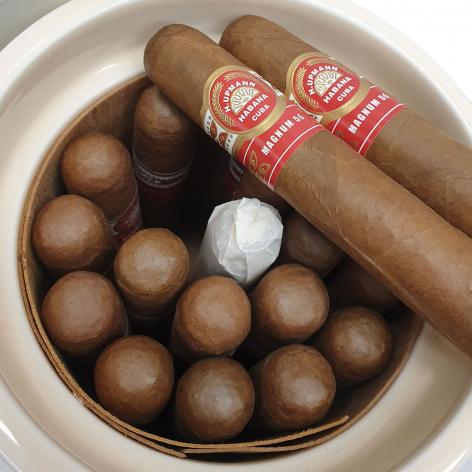 Lot 6 - H. Upmann Magnum 56 