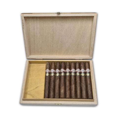 Lot 704 - Montecristo C