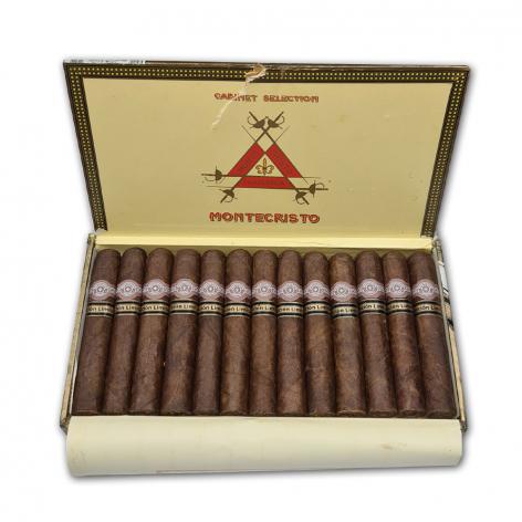 Lot 705 - Montecristo Robustos