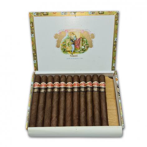 Lot 714 - Romeo y Julieta Hermosos No.2