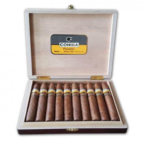 Lot 73 - Cohiba Piramides