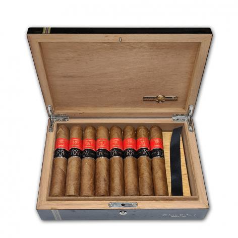 Lot 747 - Partagas Serie D No.4 Reserva