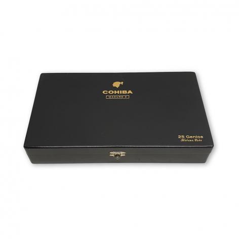 Lot 75 - Cohiba Genios 