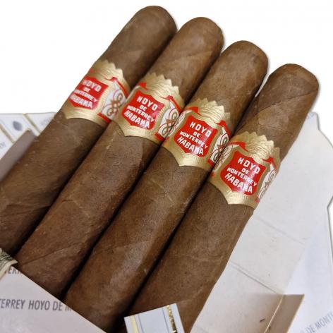 Lot 75 - Hoyo de Monterrey Le Hoyo du Roi