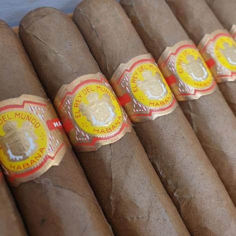 Lot 76 - El Rey Del Mundo Choix Supreme