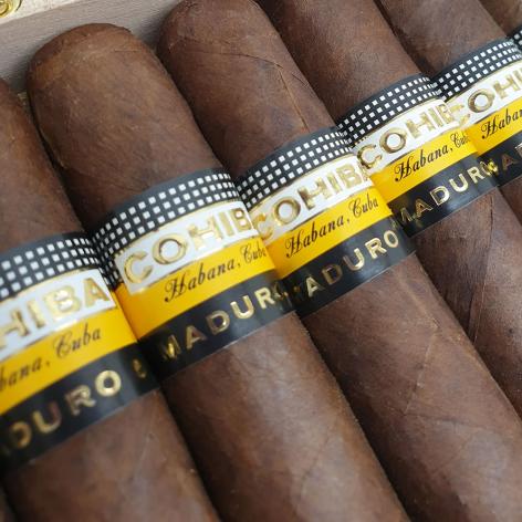 Lot 77 - Cohiba Magicos
