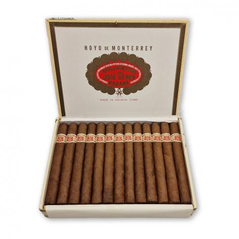 Lot 77 - Hoyo de Monterrey Palmas Extra