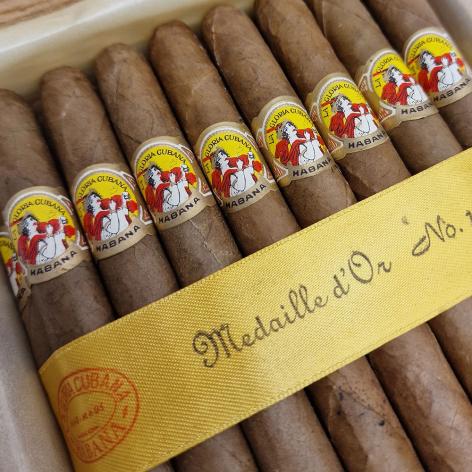Lot 80 - La Gloria Cubana Medaille d'Or No. 1
