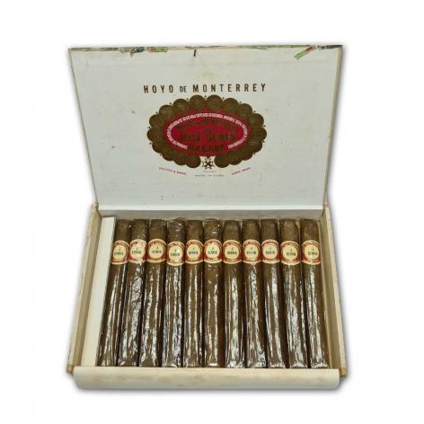 Lot 813 - Hoyo de Monterrey Nacionales