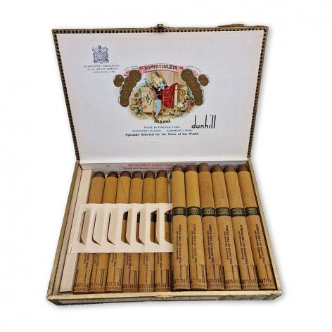 Lot 82 - Dunhill Romeo y Julieta Seleccion Suprema No. 758