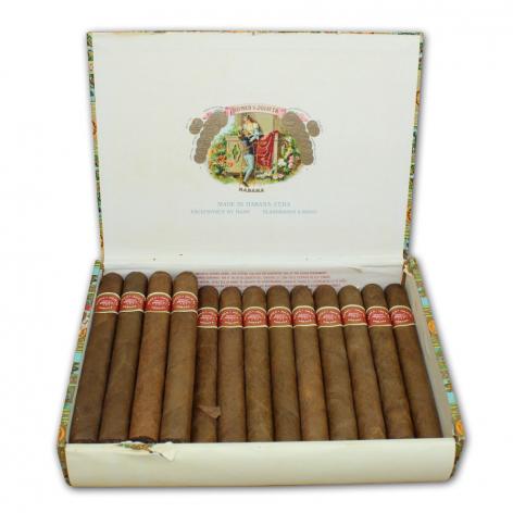 Lot 82 - Romeo y Julieta Coronas