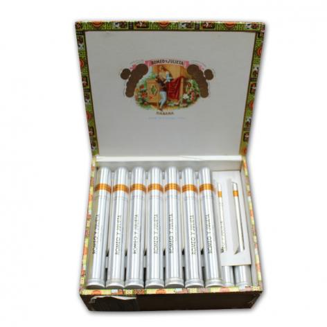 Lot 83 - Romeo y Julieta Churchills