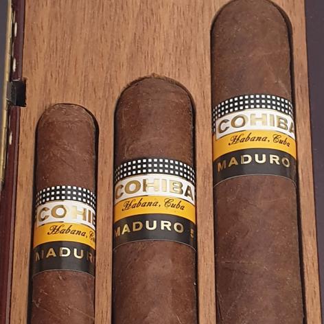 Lot 83 - Cohiba Maduro 5