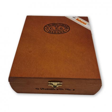 Lot 84 - La Gloria Cubana Medaille d'Or No. 2