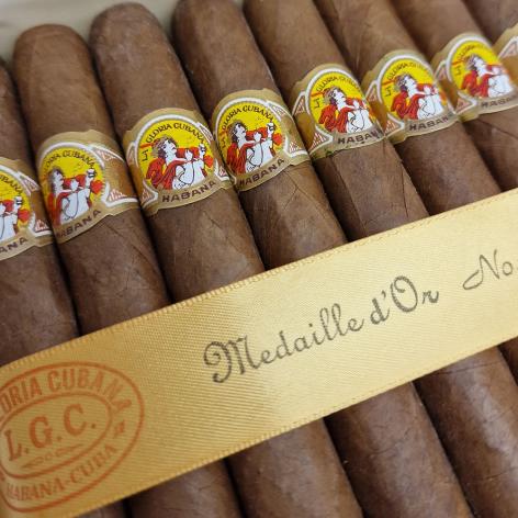 Lot 84 - La Gloria Cubana Medaille d'Or No. 2