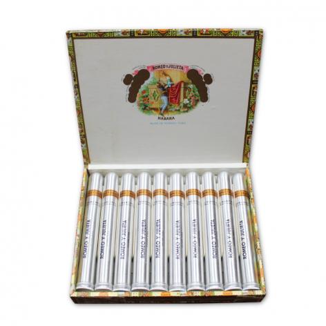 Lot 85 - Romeo y Julieta Churchills