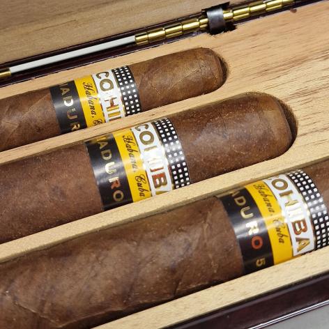 Lot 86 - Cohiba Maduro 5
