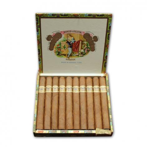 Lot 87 - Romeo y Julieta Coronas