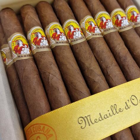 Lot 87 - La Gloria Cubana Medaille d'Or No.4