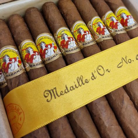 Lot 89 - La Gloria Cubana Medaille d'Or No.4