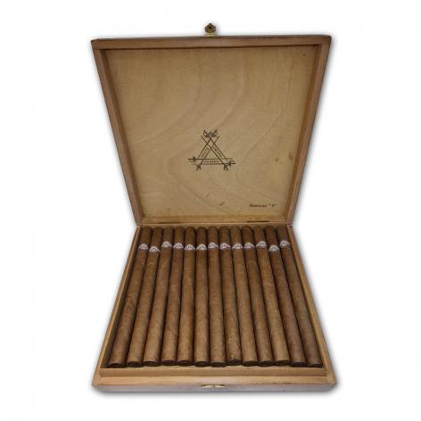 Lot 90 - Montecristo A