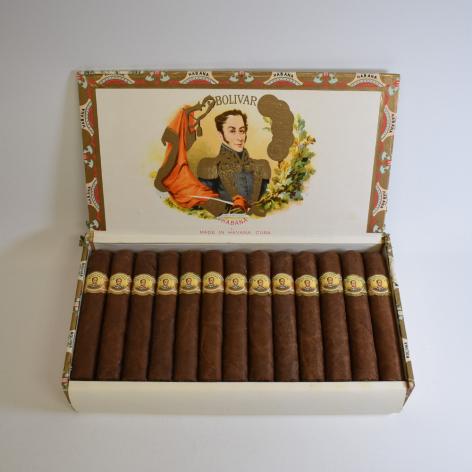 Lot 91 - Bolivar Royal coronas