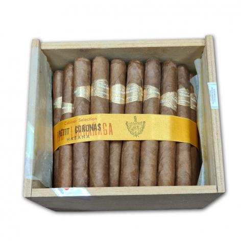 Lot 92 - Por Larranaga Petit Coronas  