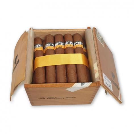 Lot 92 - Cohiba Robustos