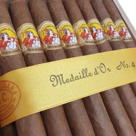 Lot 95 - La Gloria Cubana Medaille d'Or No.4