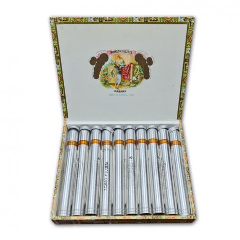 Lot 96 - Romeo y Julieta Churchills