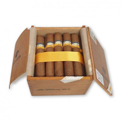 Lot 96 - Cohiba Robustos