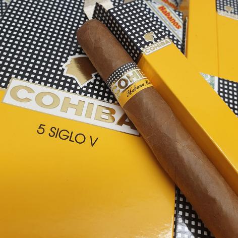 Lot 97 - Cohiba Siglo V