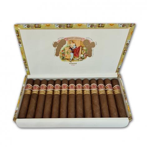 Lot 98 - Romeo y Julieta Wide Churchills