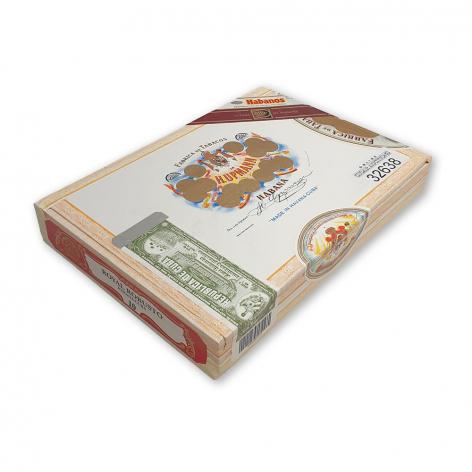 Lot 98 - H. Upmann Royal Robustos