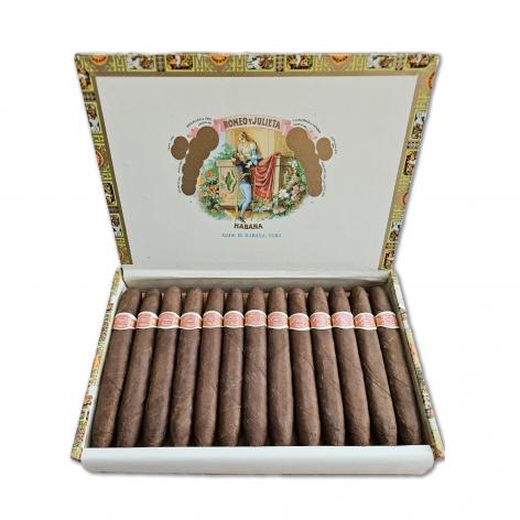 Lot 9 - Romeo y Julieta Celestiales Finos 