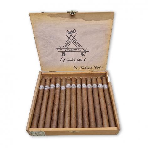Lot 9 - Montecristo Especiales No.2